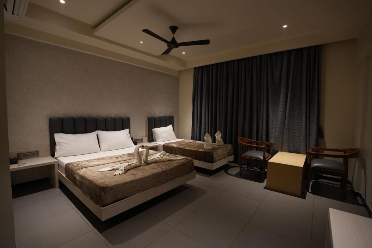 Hotel Swathi Hospet Dış mekan fotoğraf