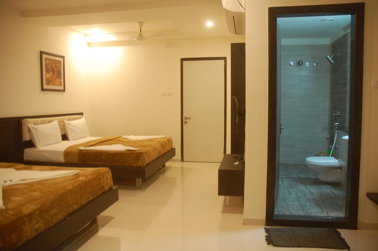Hotel Swathi Hospet Dış mekan fotoğraf