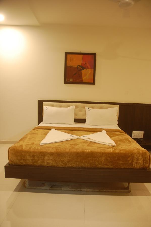 Hotel Swathi Hospet Dış mekan fotoğraf